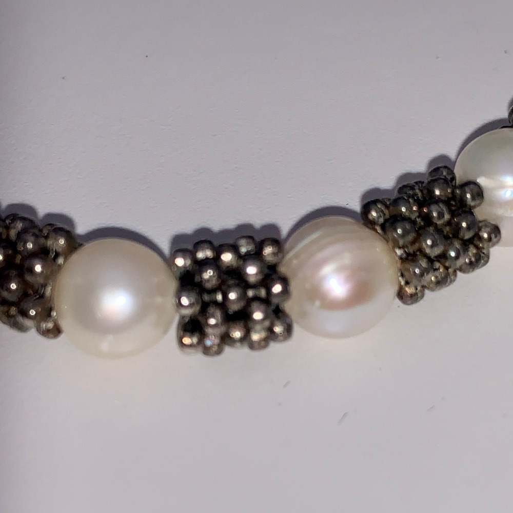 Artisan Pearl and Bronze Beaded Bracelet - Picture 4 of 5